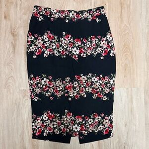 Dolce & Gabbana Black Floral Pencil Skirt